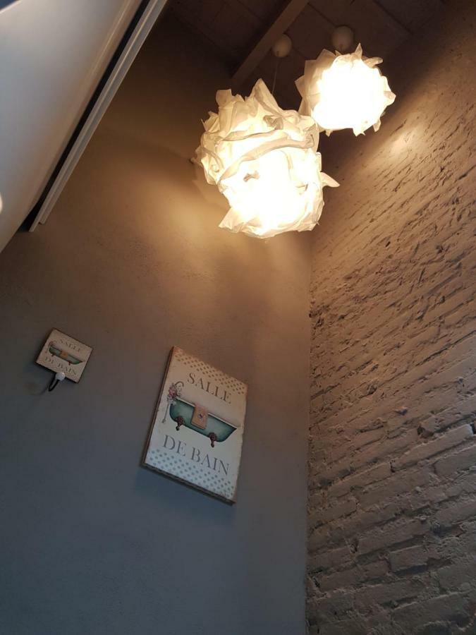 ホテルFlorista Bonito Alojamiento Bien Comunicado バレンシア エクステリア 写真