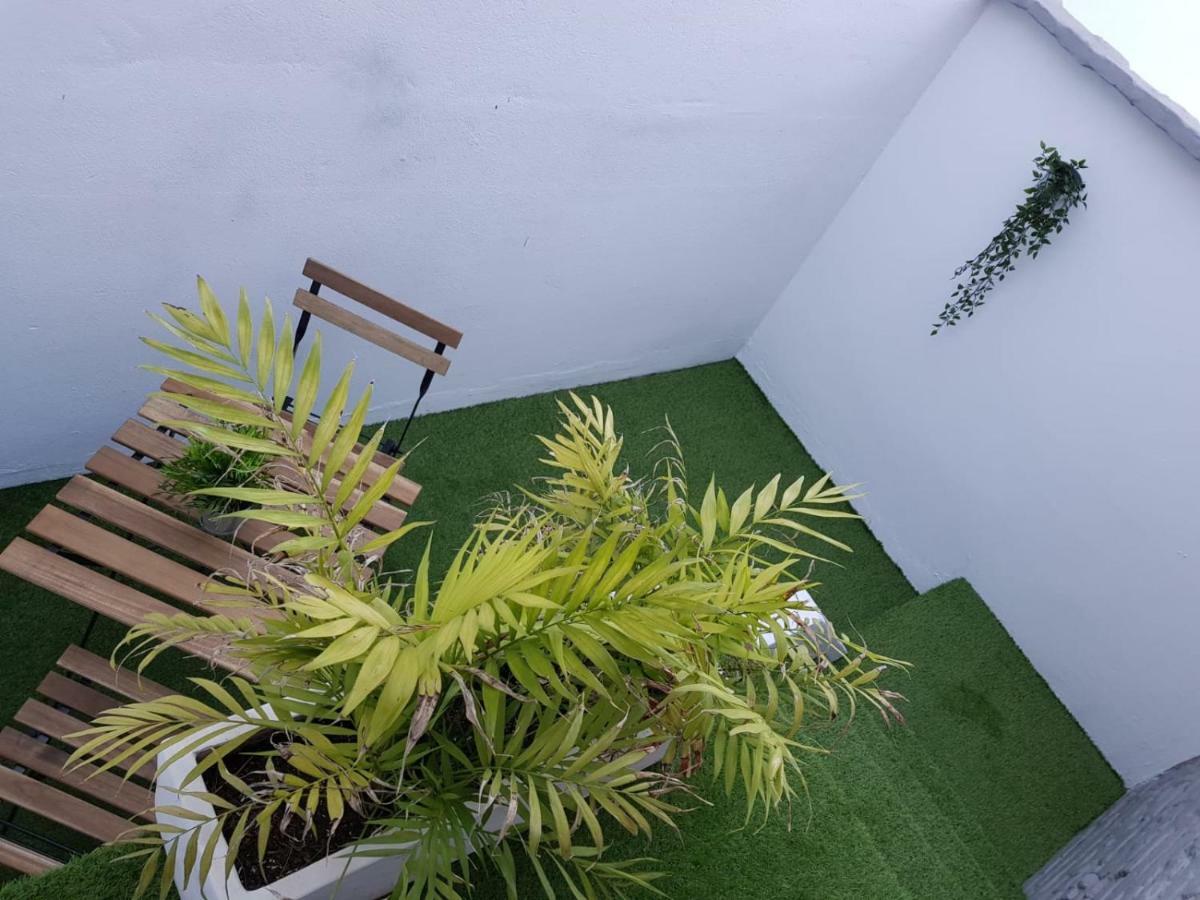 ホテルFlorista Bonito Alojamiento Bien Comunicado バレンシア エクステリア 写真